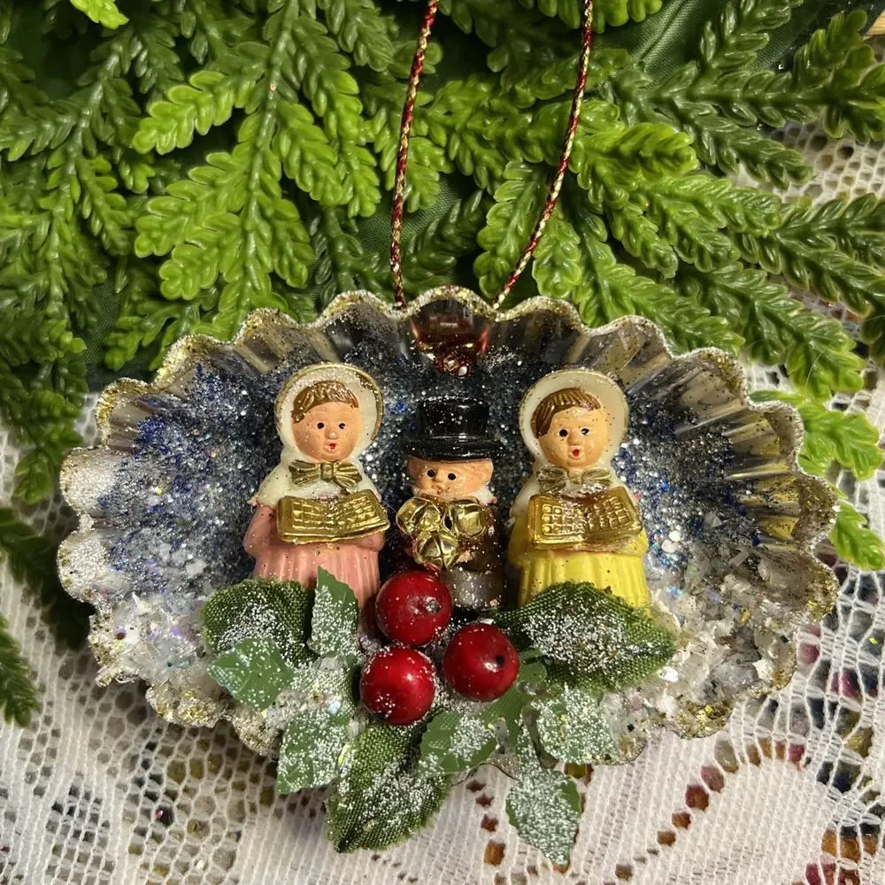 Vintage Oval Tart Tin Carolers Carol Diorama Mid Century Style Glitter Ornament